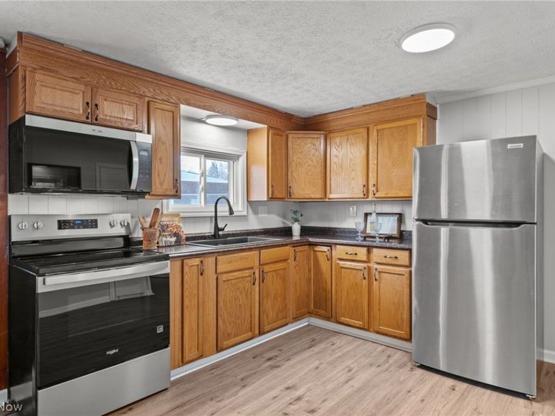 4321 30th Street NE, Canton, OH 44705 Photo 23