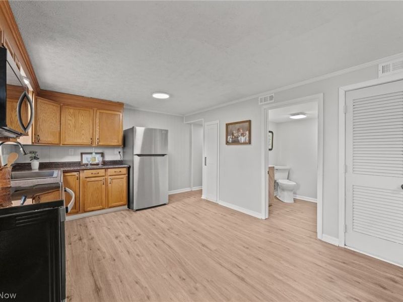 4321 30th Street NE, Canton, OH 44705 Photo 24