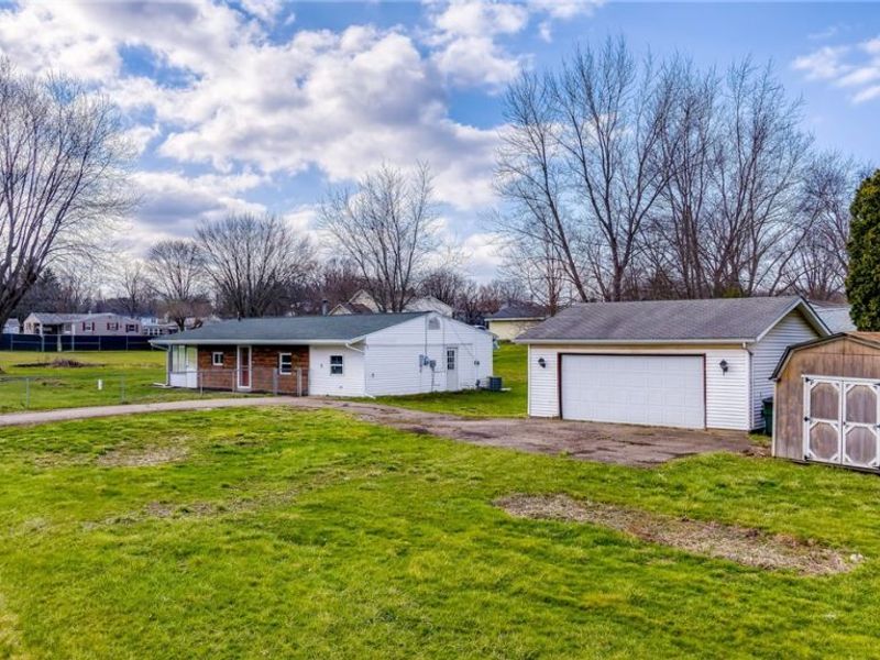 4321 30th Street NE, Canton, OH 44705 Photo 5