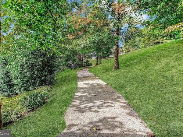 8739 WEATHERED STONE WAY, LAUREL, MD 20723