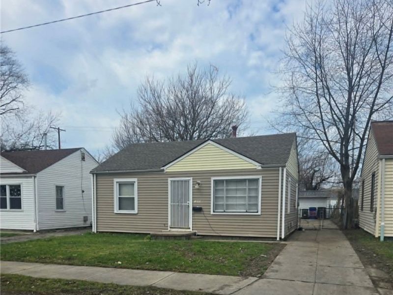 12408 Matherson Avenue, Cleveland, OH 44135 Photo 1