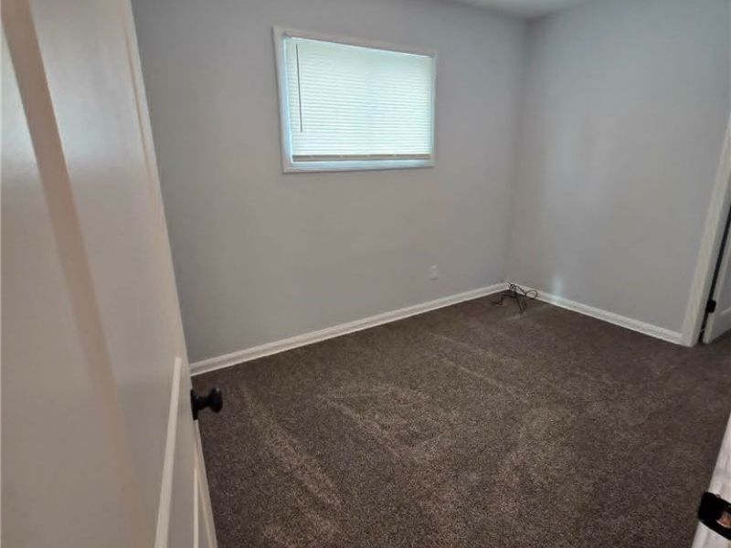 12408 Matherson Avenue, Cleveland, OH 44135 Photo 7