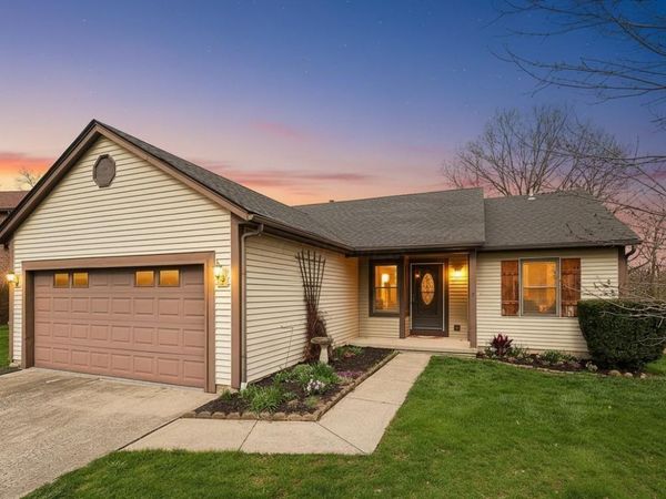 384 Sandburr Drive , Columbus, OH 43230