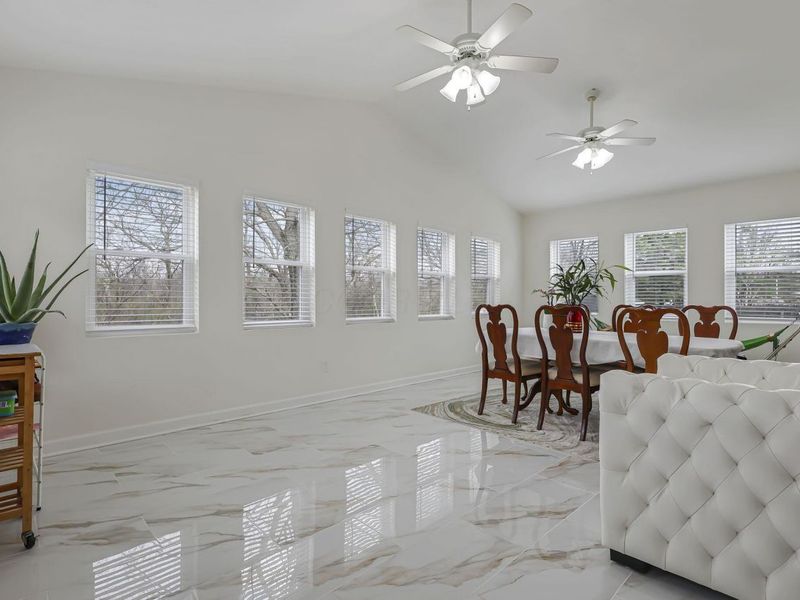 384 Sandburr Drive , Columbus, OH 43230 Photo 15