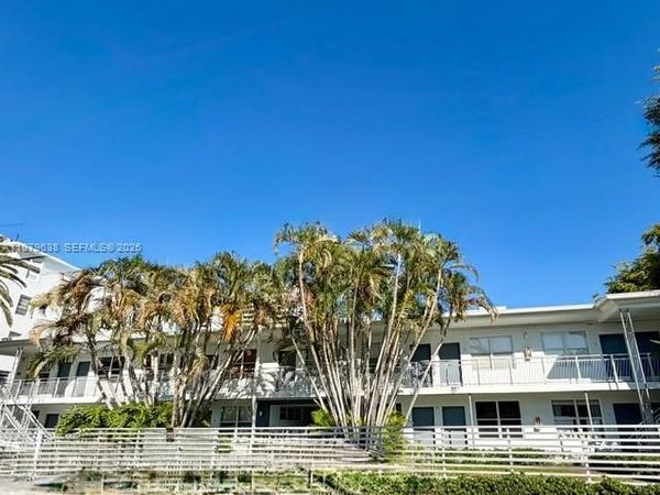 2445 Lake Pancoast Dr, Unit 7, Miami Beach, FL 33140