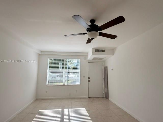 2445 Lake Pancoast Dr, Unit 7, Miami Beach, FL 33140 Photo
