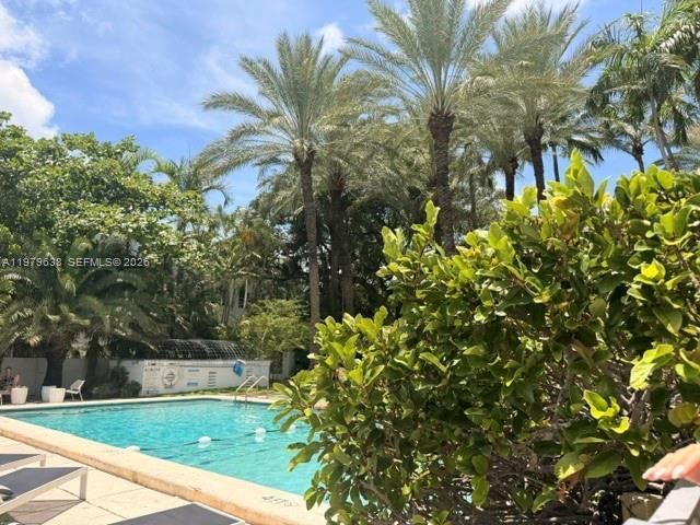 2445 Lake Pancoast Dr, Unit 7, Miami Beach, FL 33140 Photo