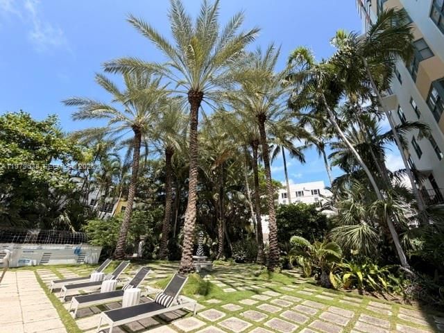 2445 Lake Pancoast Dr, Unit 7, Miami Beach, FL 33140 Photo
