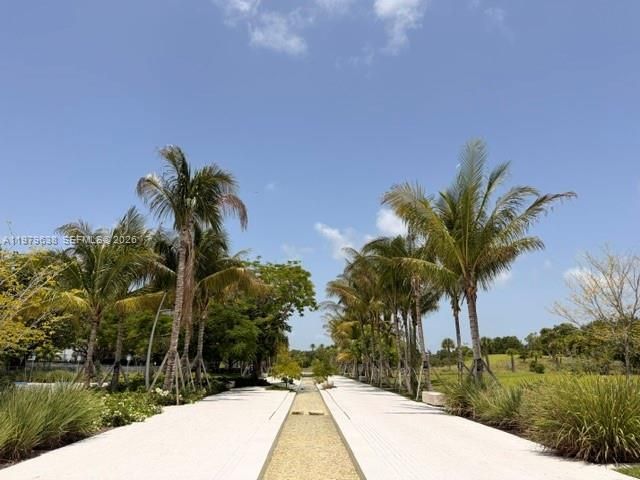 2445 Lake Pancoast Dr, Unit 7, Miami Beach, FL 33140 Photo