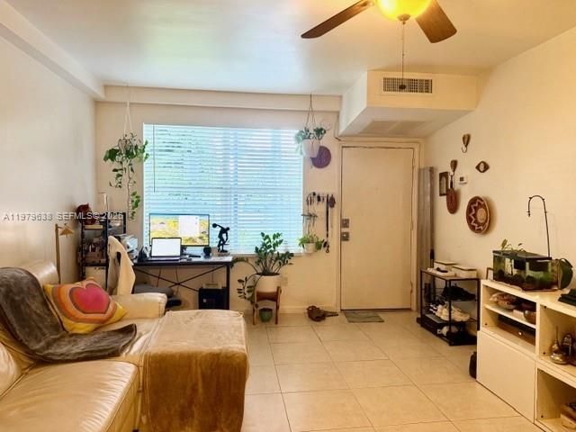 2445 Lake Pancoast Dr, Unit 7, Miami Beach, FL 33140 Photo