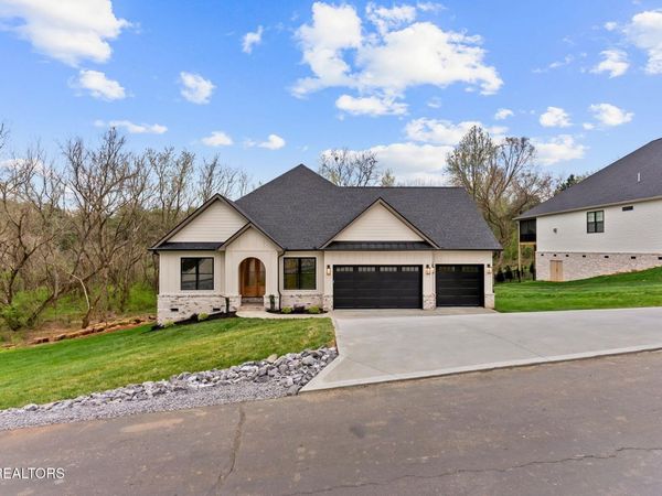 127 Saloli Way, Loudon, TN 37774