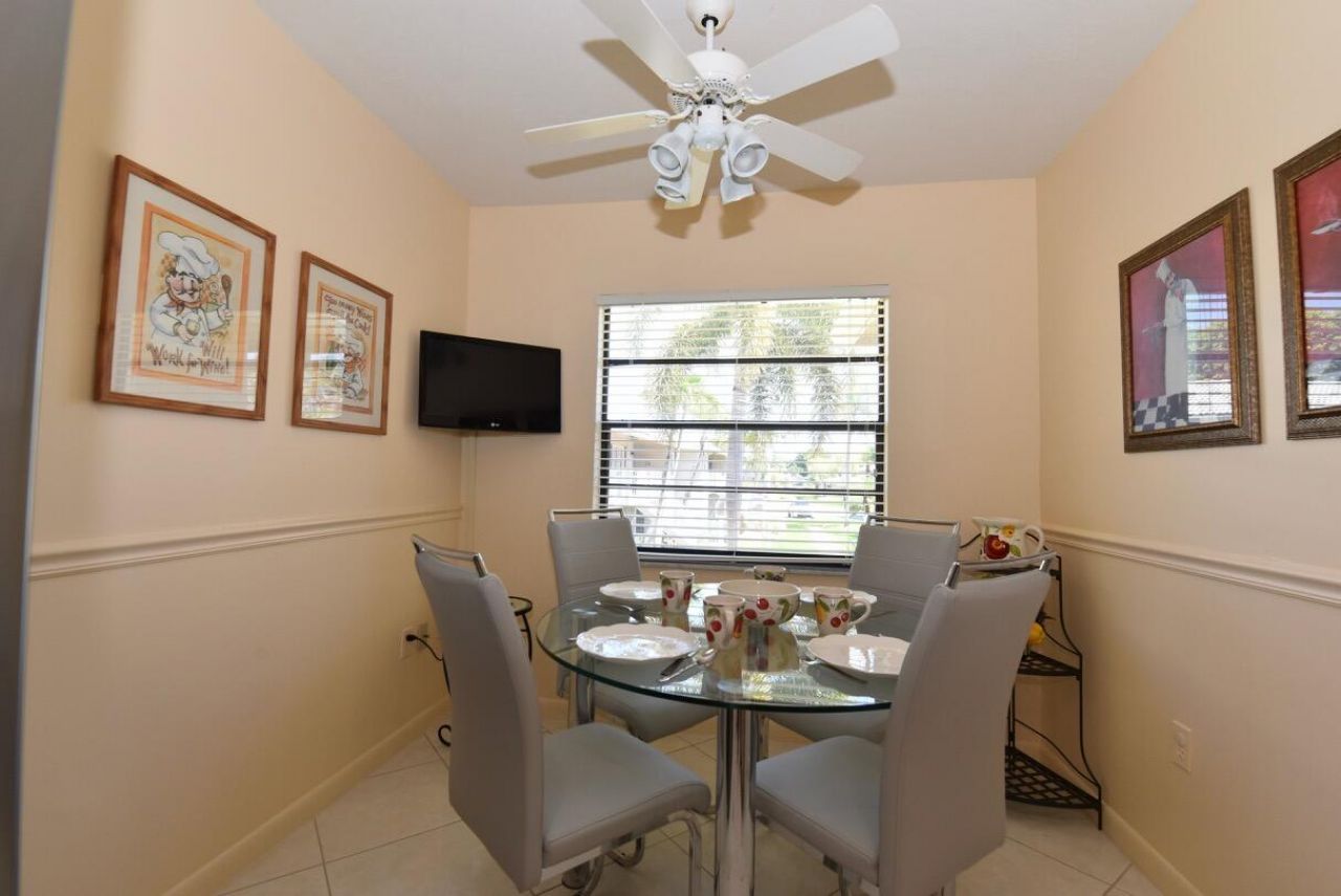 17 E Stratford Dr Drive E, Unit F, Boynton Beach, FL 33436 Photo