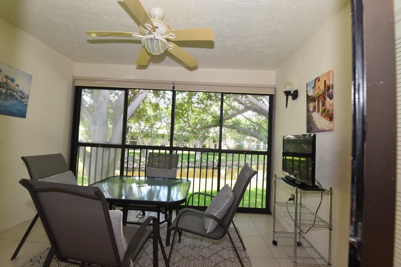 17 E Stratford Dr Drive E, Unit F, Boynton Beach, FL 33436 Photo