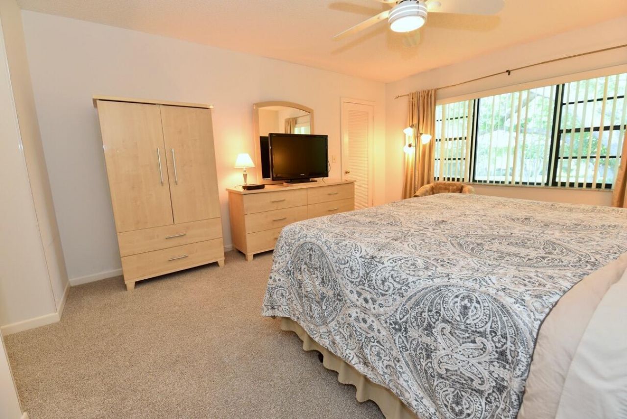 17 E Stratford Dr Drive E, Unit F, Boynton Beach, FL 33436 Photo