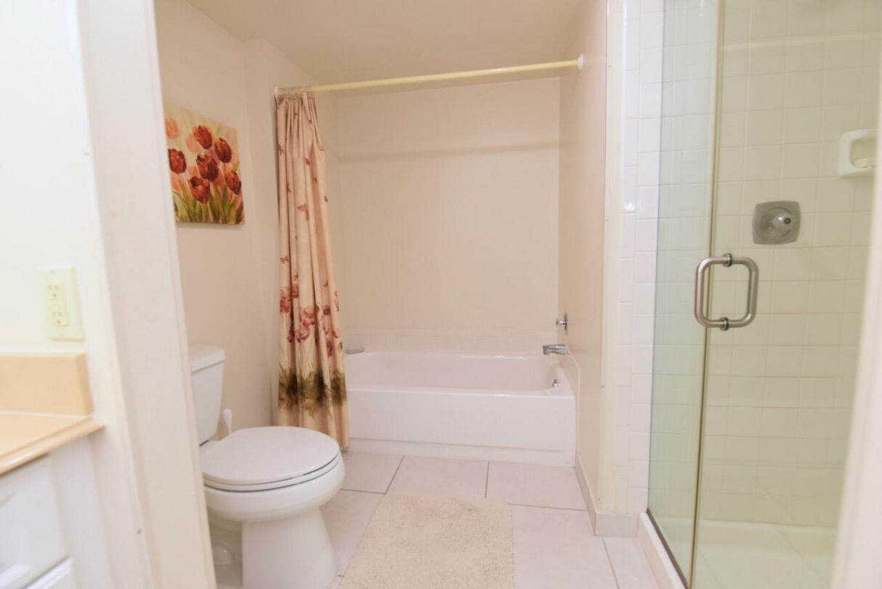 17 E Stratford Dr Drive E, Unit F, Boynton Beach, FL 33436 Photo