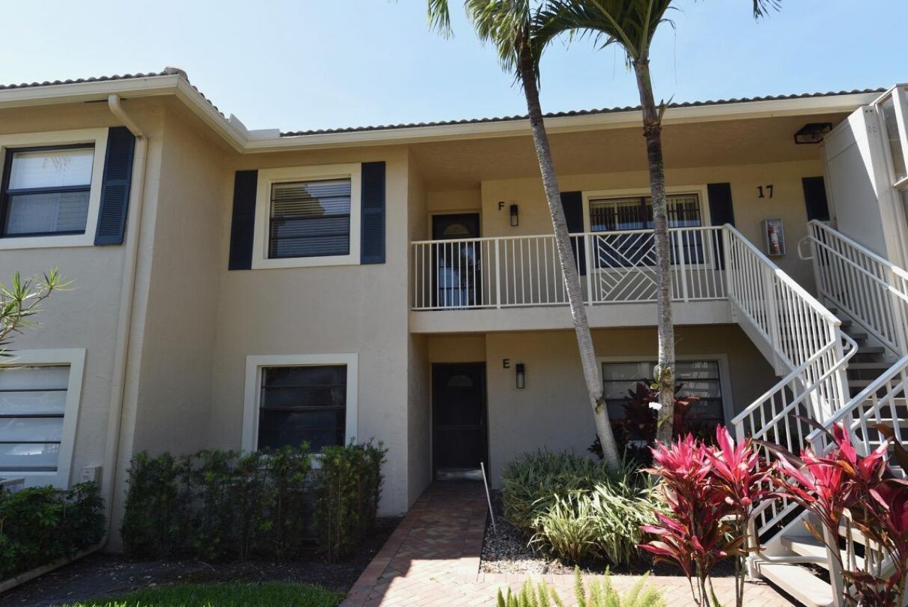 17 E Stratford Dr Drive E, Unit F, Boynton Beach, FL 33436 Photo