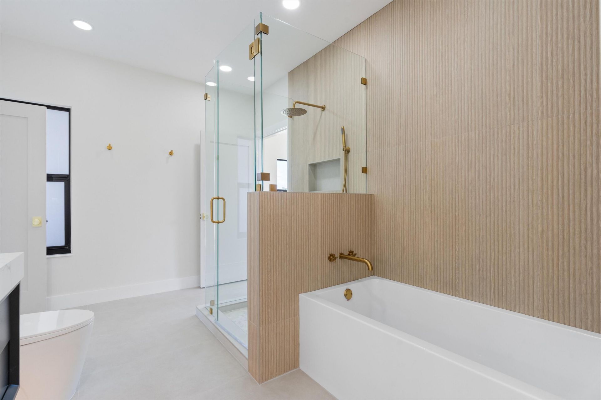 3721 NE 30th Avenue, Lighthouse Point, FL 33064 Photo