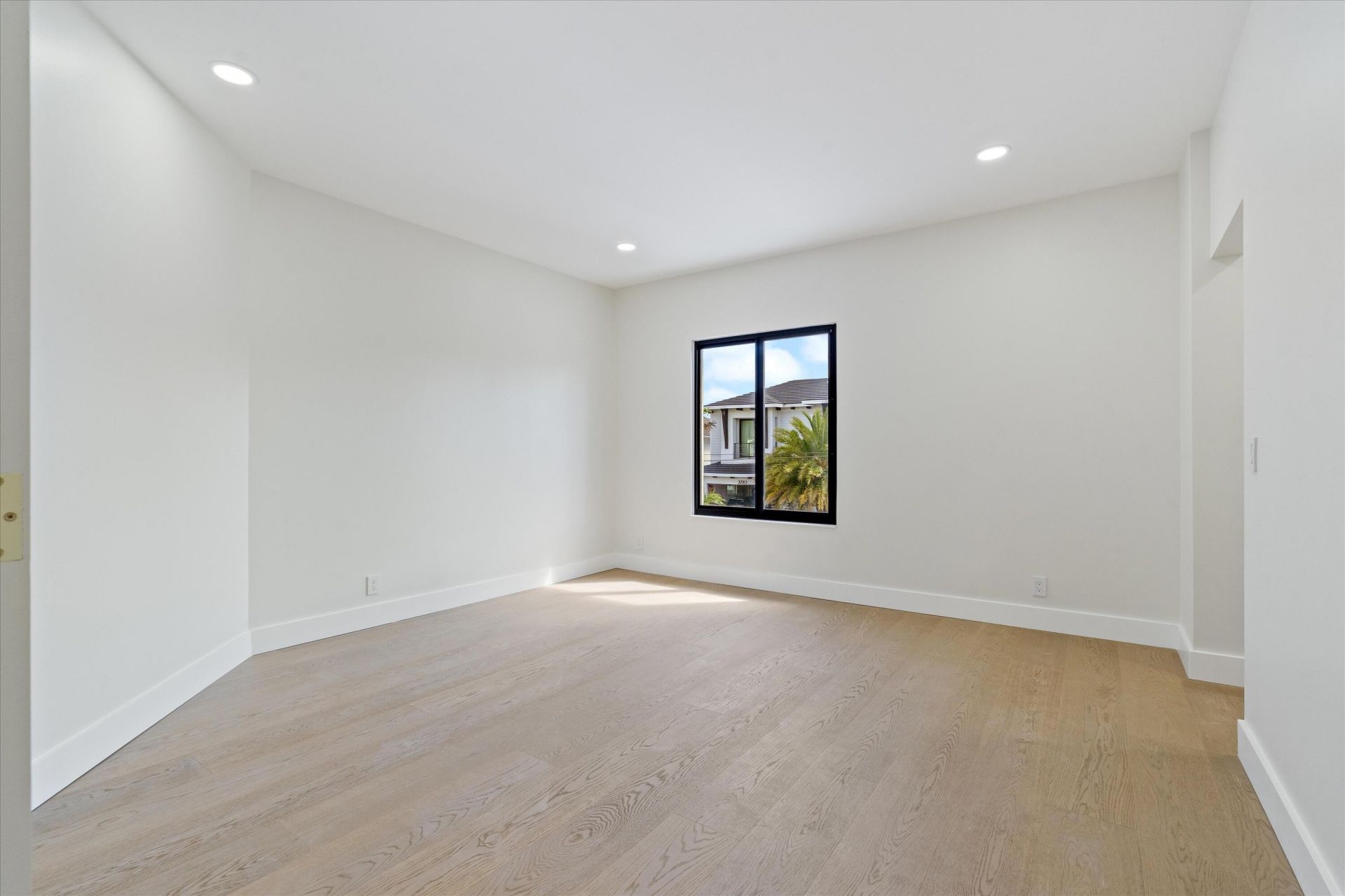 3721 NE 30th Avenue, Lighthouse Point, FL 33064 Photo