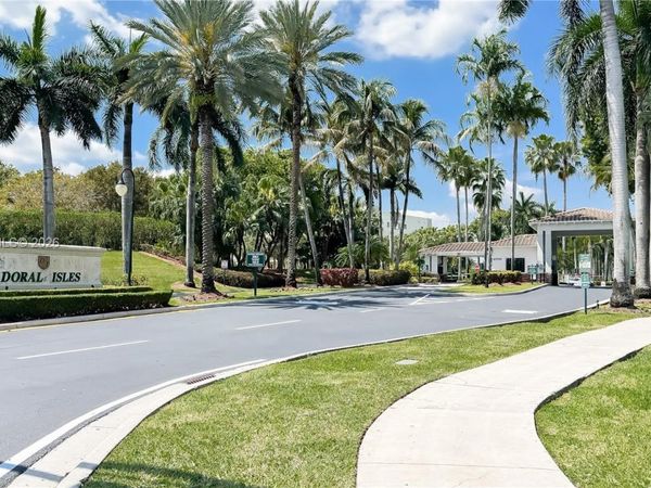 10773 NW 73 Ter , Doral, FL 33178