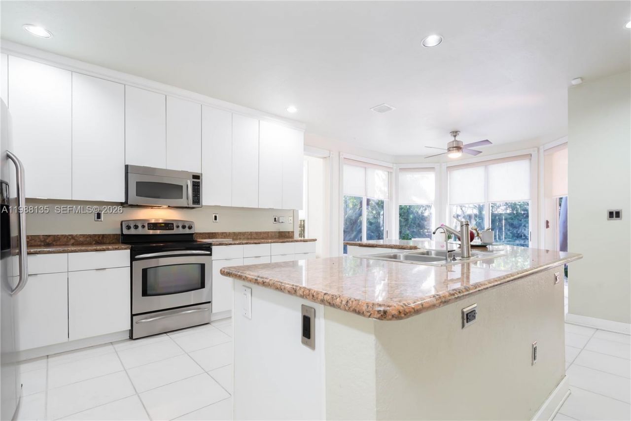 10773 NW 73 Ter , Doral, FL 33178 Photo