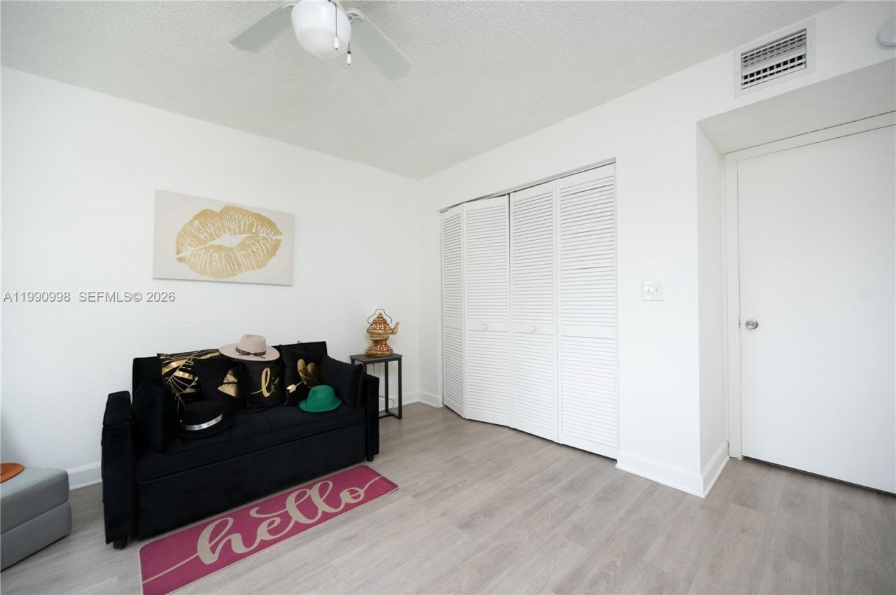 18890 NW 57 Ave , Unit 210, Hialeah, FL 33015 Photo