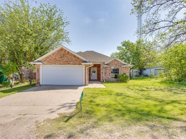 108 S Douglas Street, Covington, TX 76636