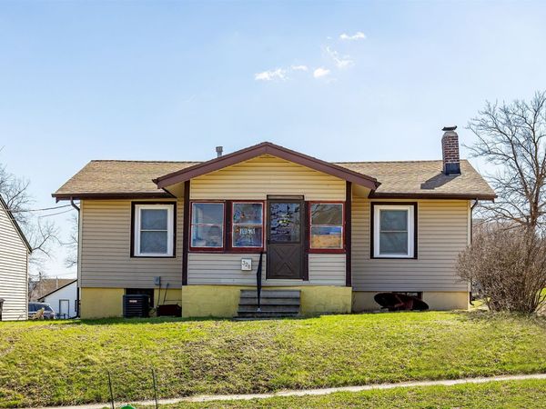 328 Forest Avenue , Des Moines, IA 50314