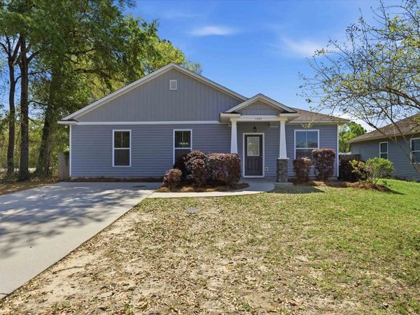 1351 Tuscaloosa Trace, Tallahassee, FL 32305