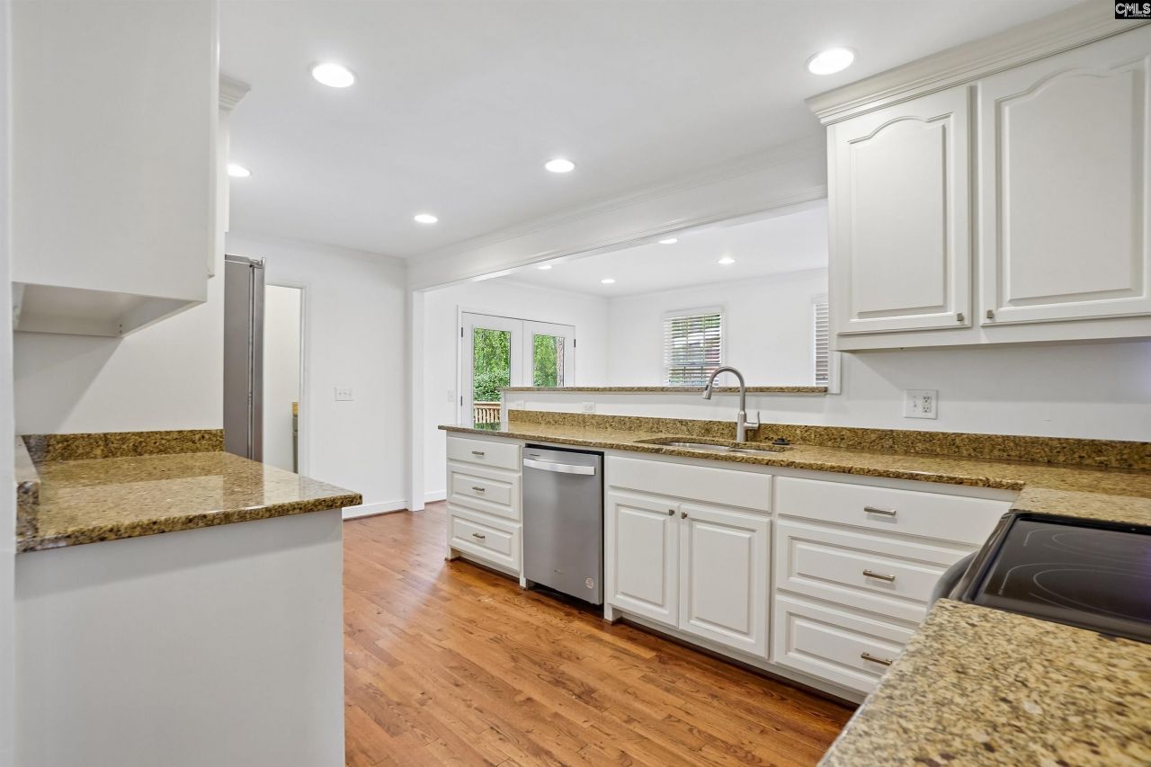 5639 Pinebranch Road  Photo 9