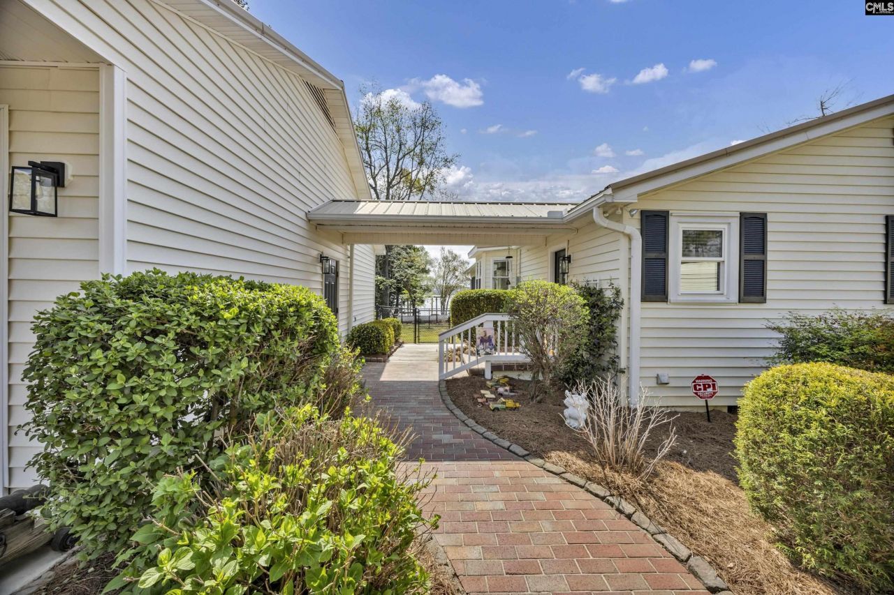 472 Wilson Landing Road  Photo 11