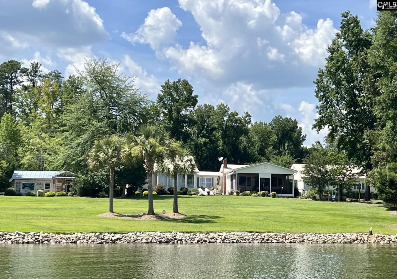 472 Wilson Landing Road  Photo 9