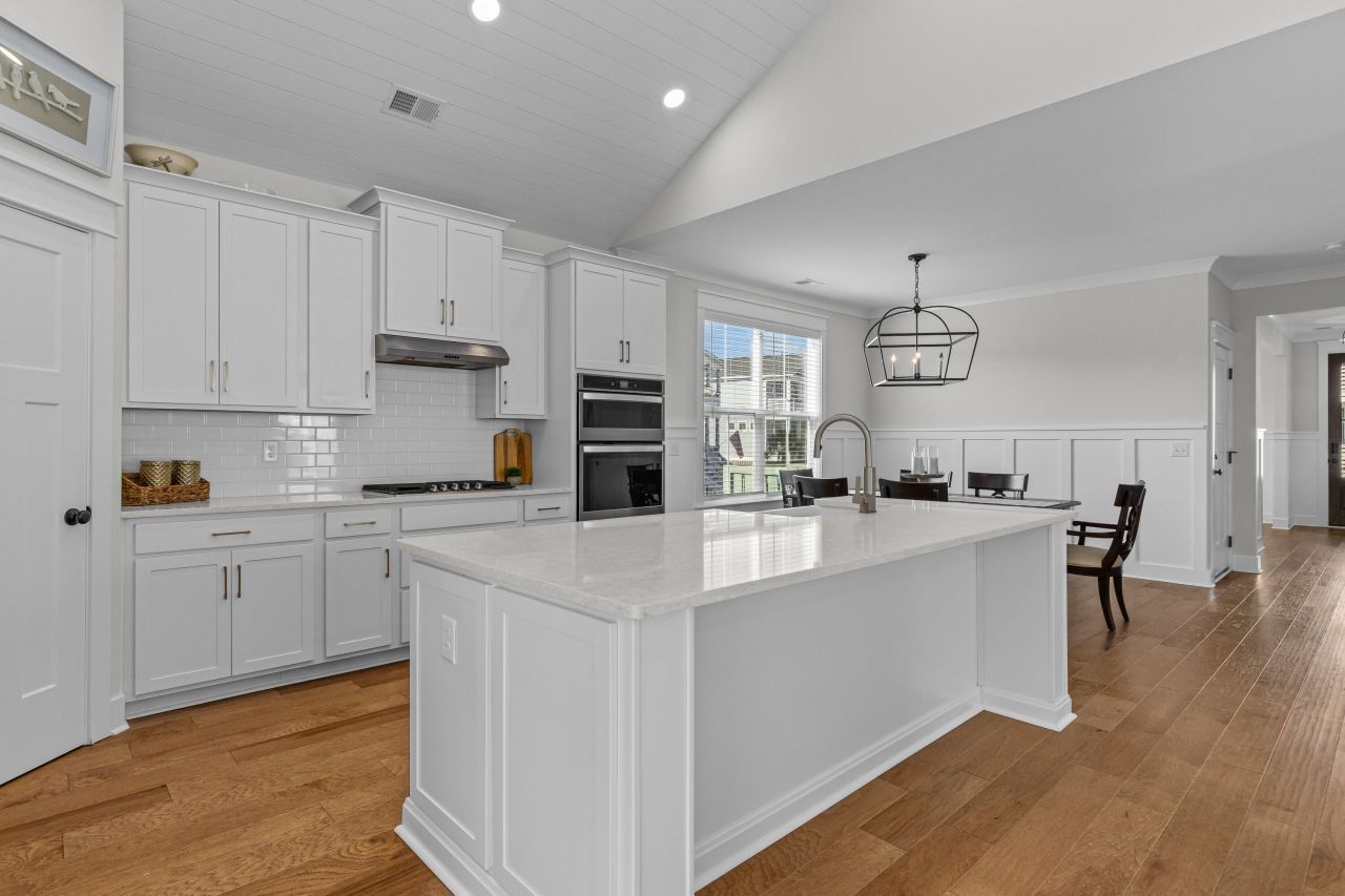 1131 Oak Bluff Avenue Photo 10