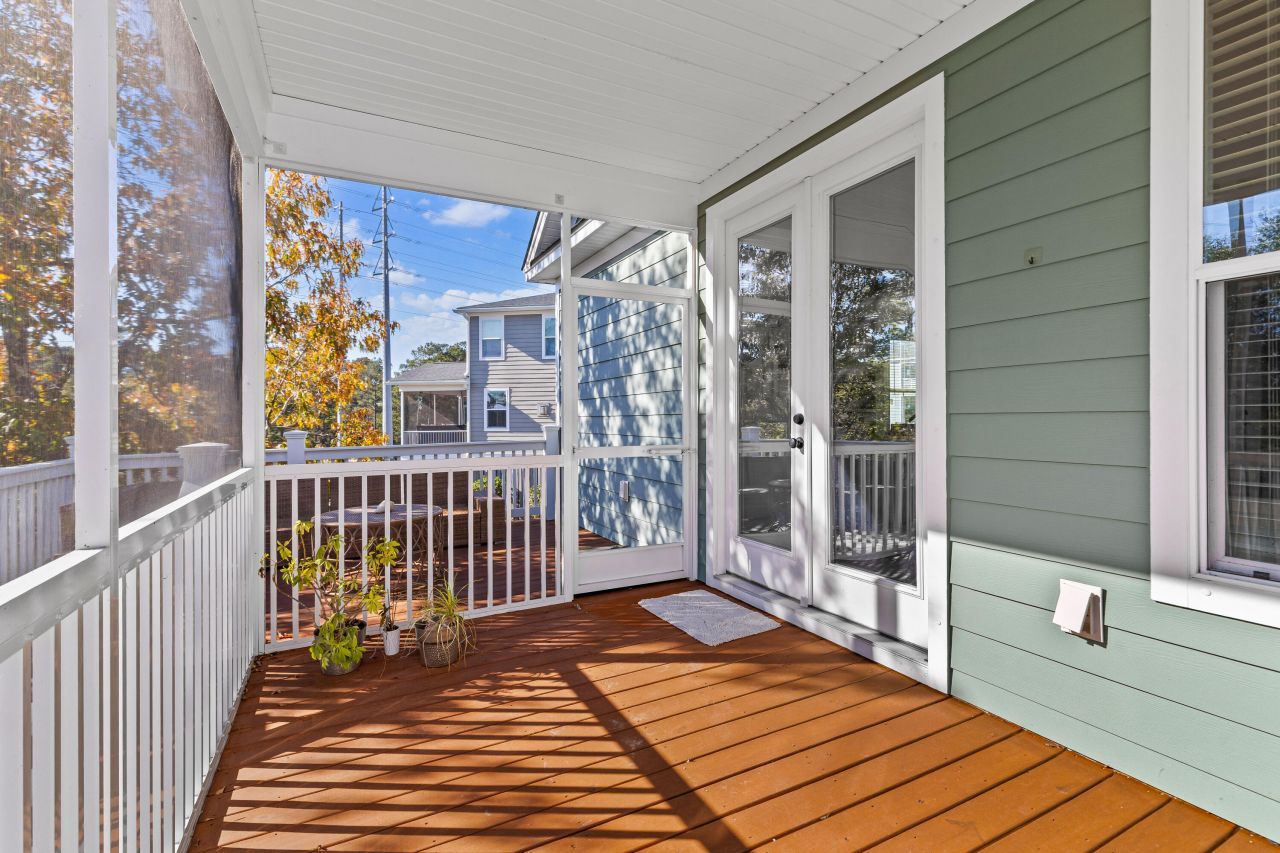 1131 Oak Bluff Avenue Photo 26