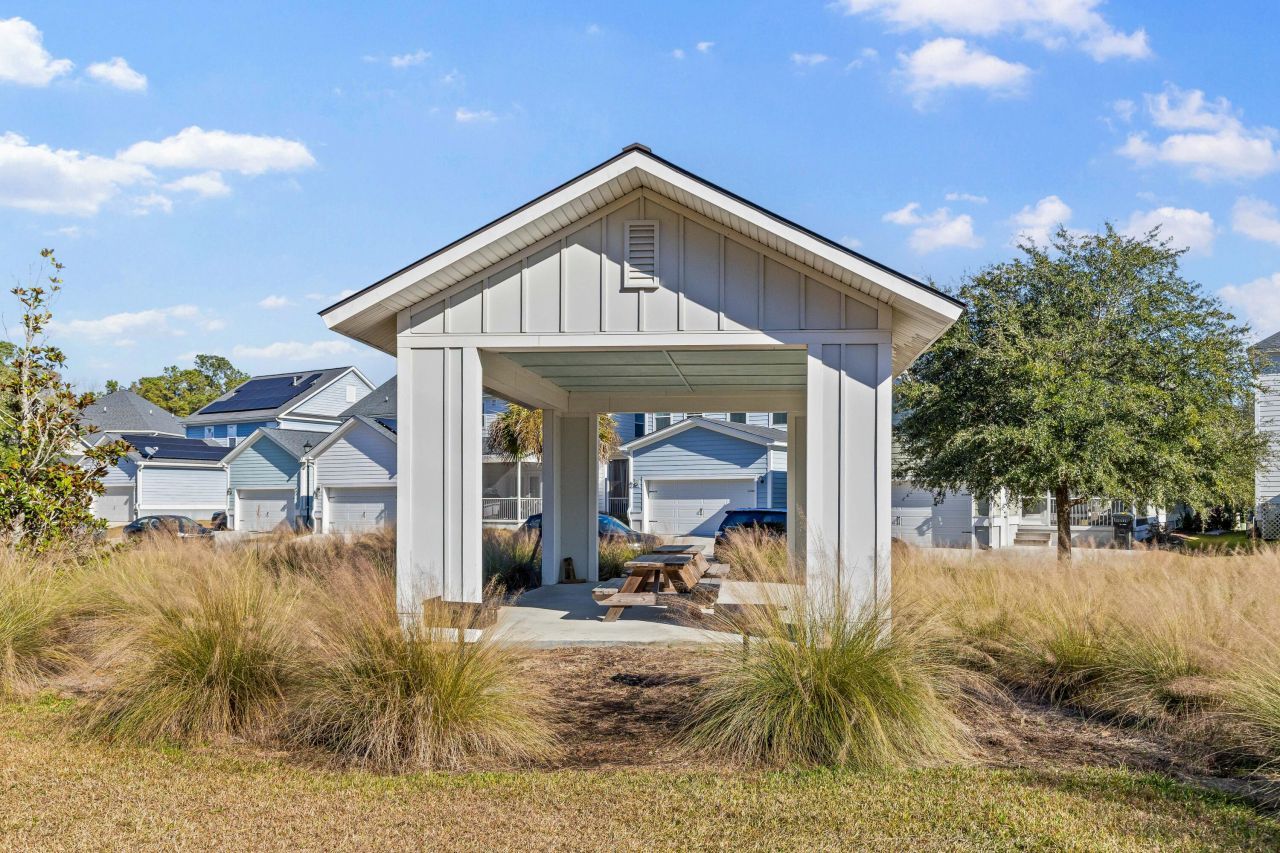 1131 Oak Bluff Avenue Photo 32