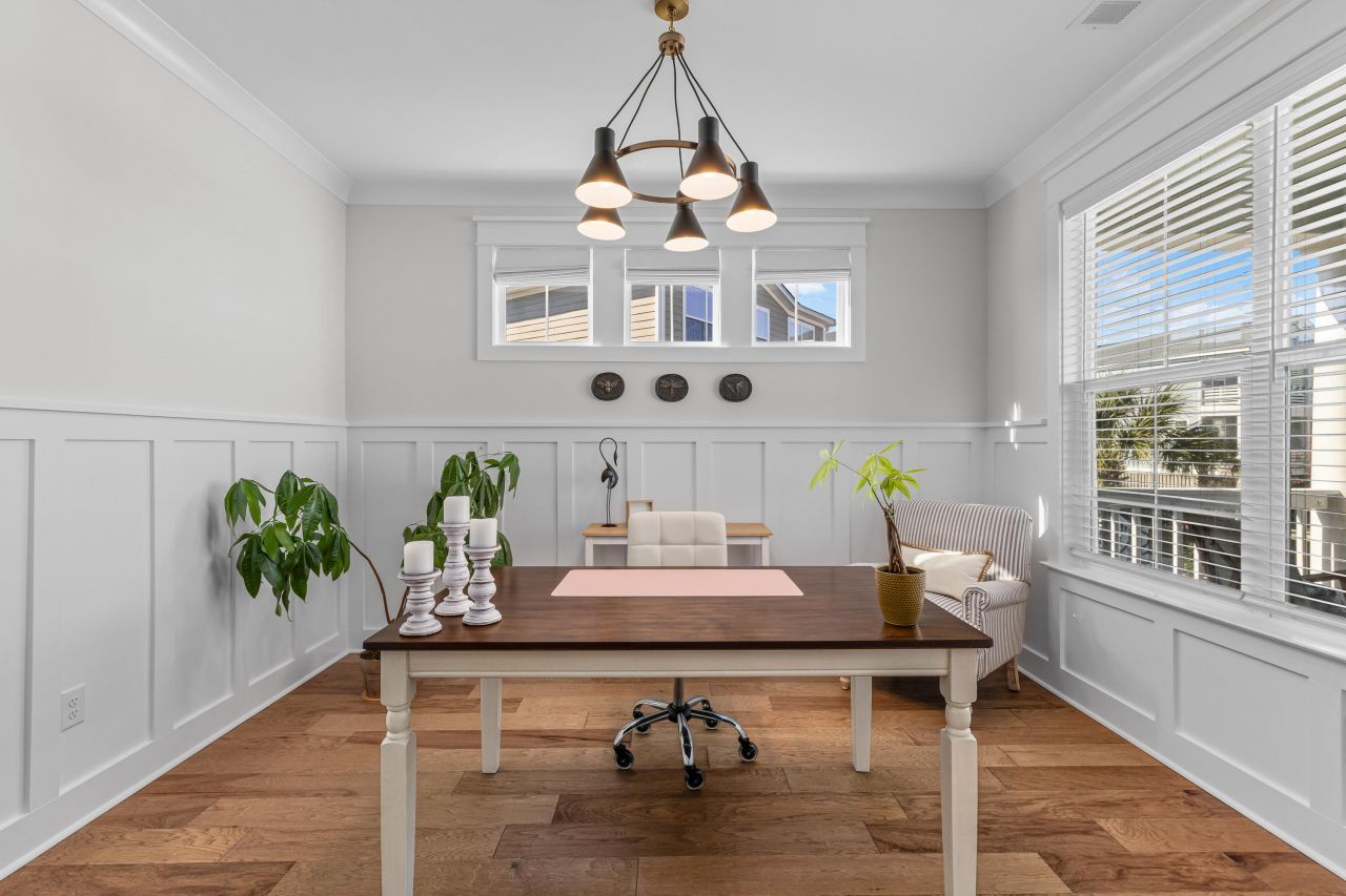 1131 Oak Bluff Avenue Photo 8