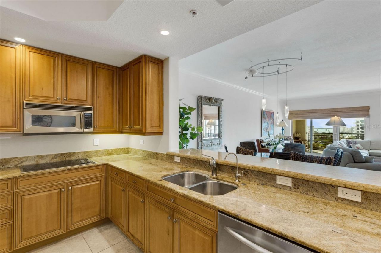 505 S Orange Avenue, Unit 901, Sarasota, FL 34236 Photo