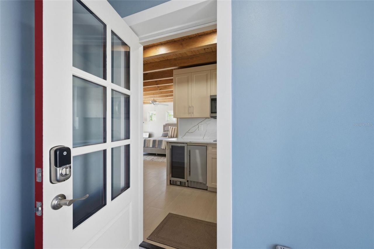 408 Jackson Drive, Sarasota, FL 34236 Photo