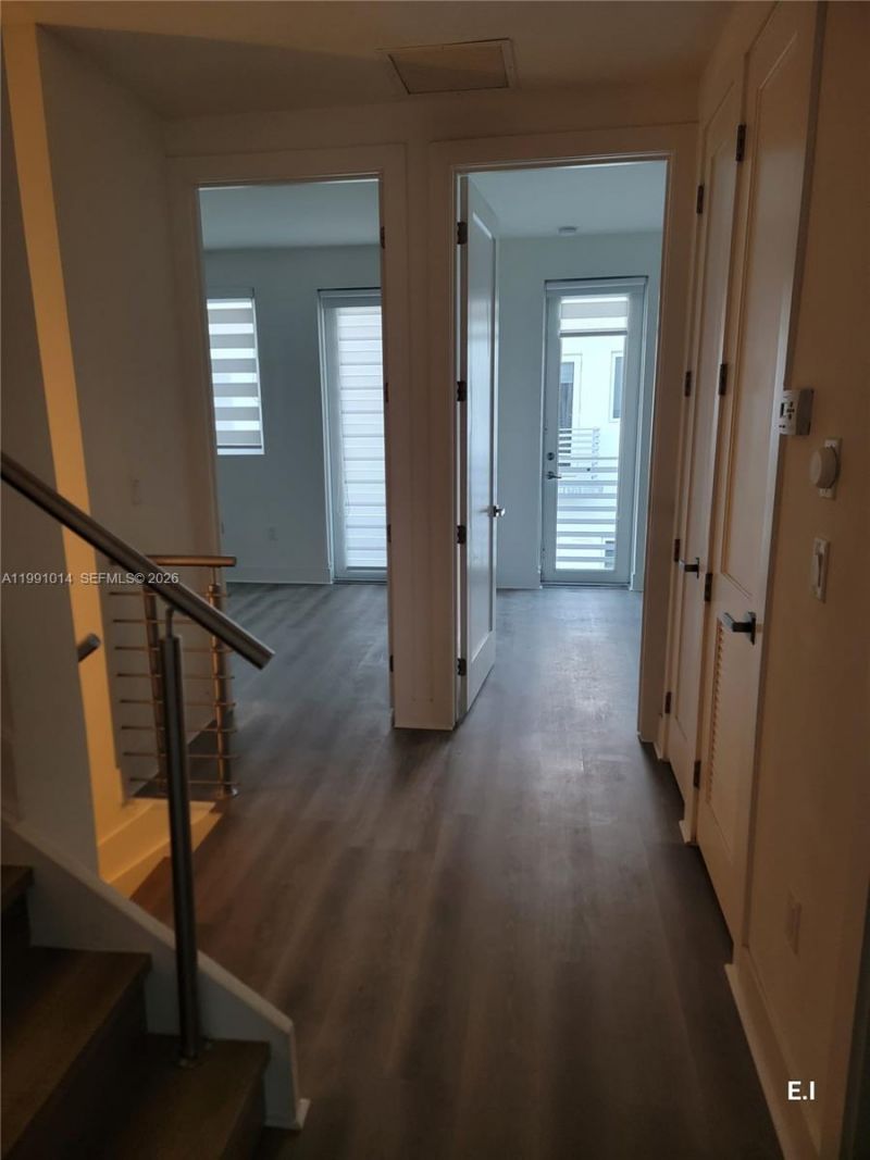 9133 NW 33rd St , Doral, FL 33172 Photo