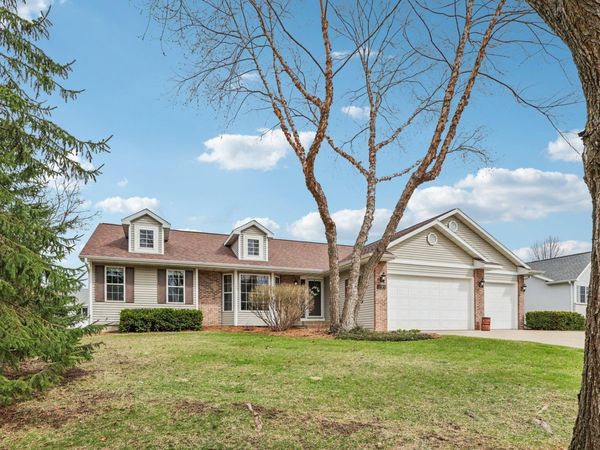 2188 Essex Drive, Sun Prairie, WI 53590