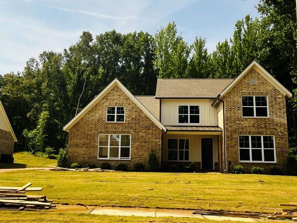 7025 WALKER FARMS DR, Bartlett, TN 38002