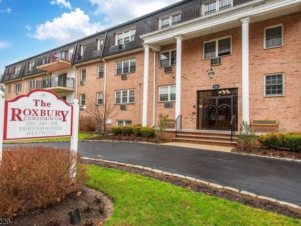 550 Fairview Ave, Westwood, NJ 07675