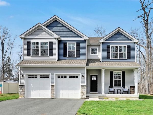 44 PERKIOMEN AVENUE, SCHWENKSVILLE, PA 19473