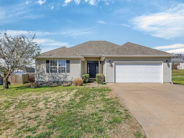 408 Angel Lea, Carl Junction, MO 64834