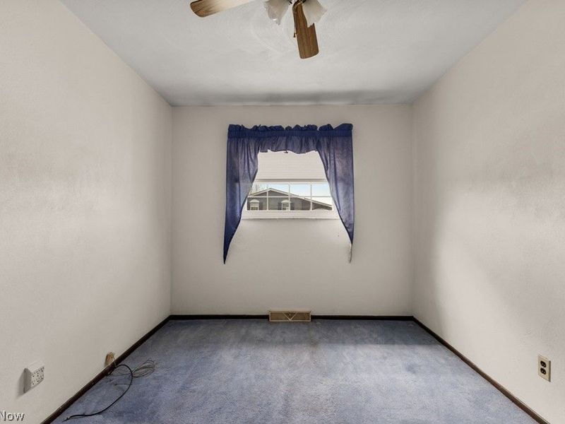 115 Arena Drive, Weirton, WV 26062 Photo 14