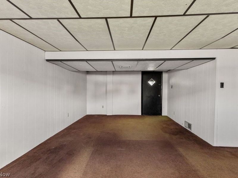 115 Arena Drive, Weirton, WV 26062 Photo 20