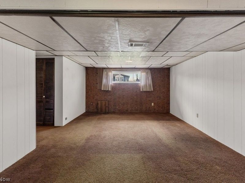 115 Arena Drive, Weirton, WV 26062 Photo 21