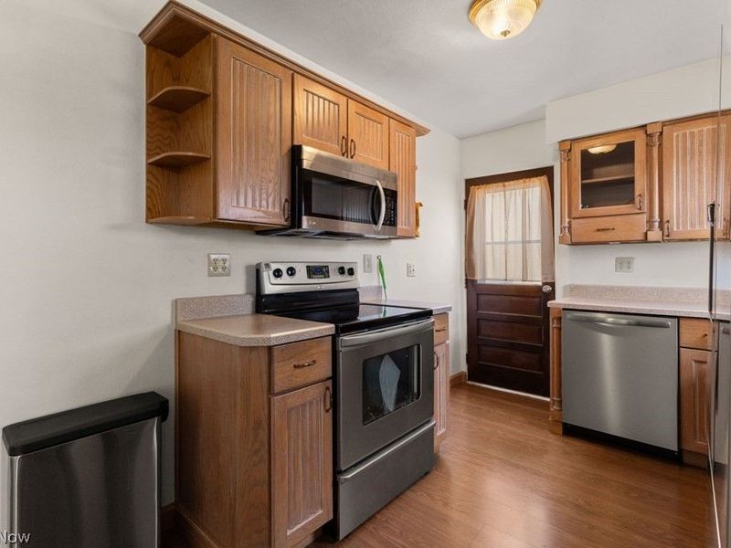 115 Arena Drive, Weirton, WV 26062 Photo 9