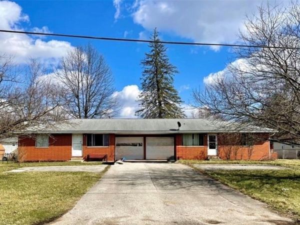 8974-8978 Wilverne Drive , Windham, OH 44288