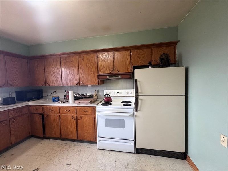 8974-8978 Wilverne Drive, Windham, OH 44288 Photo 10