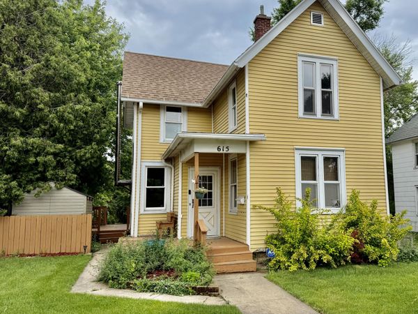 615 S Spring St, Beaver Dam, WI 53916